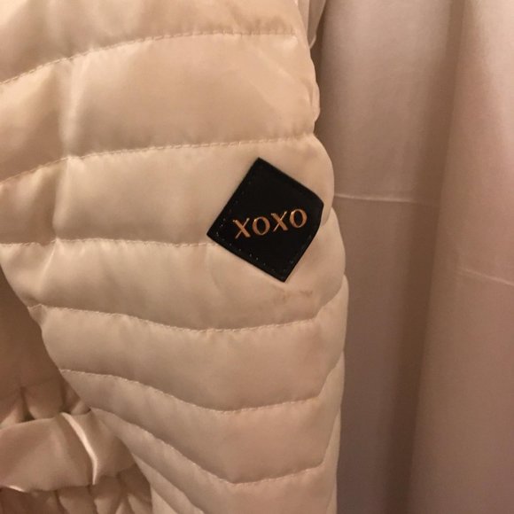 RARE gorgeous vinatge brand new satin xo xo puffer jacket with gold hardware! - Picture 9 of 16